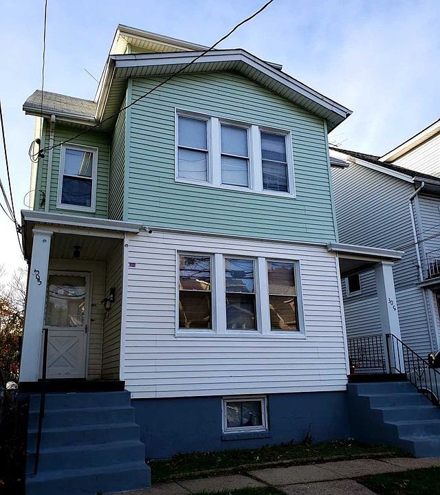 2nd image of 303-305 Myrtle Ave
