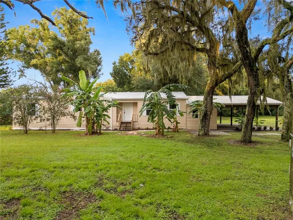 4526 Ryals Rd, Zephyrhills, FL 33541