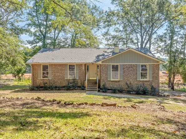 1800 Northgate Dr, Opelika, AL 36801