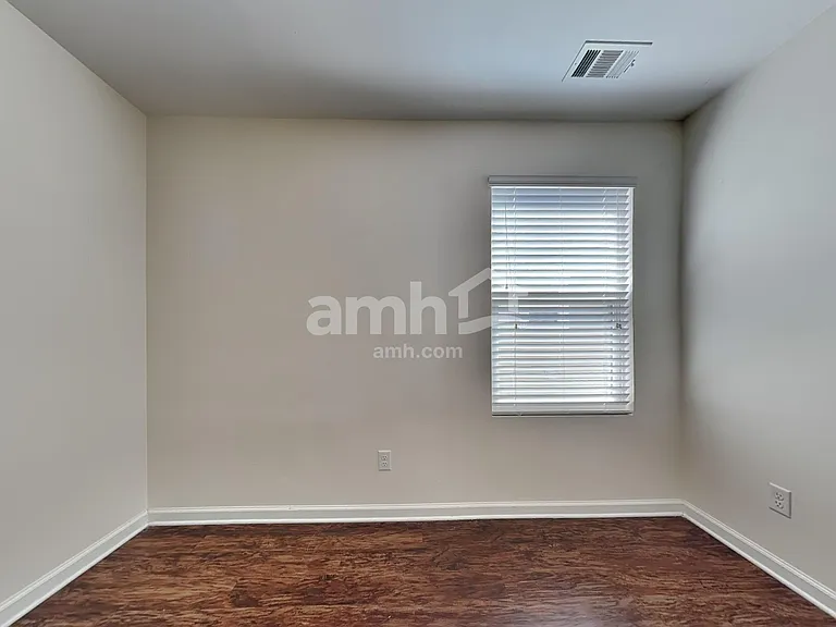 330 Crabapple Cir — Photo 19