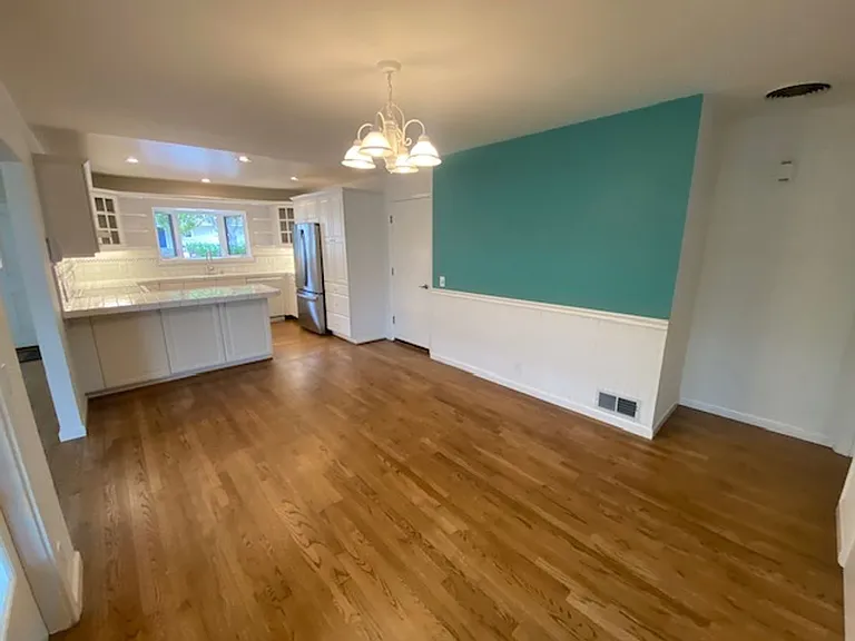 920 Crest Ave — Photo 20