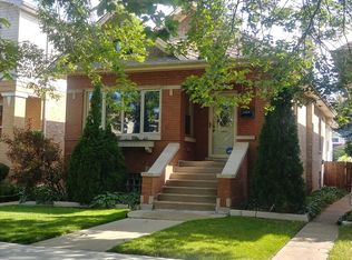 5529 W Newport Ave, Chicago, IL 60641