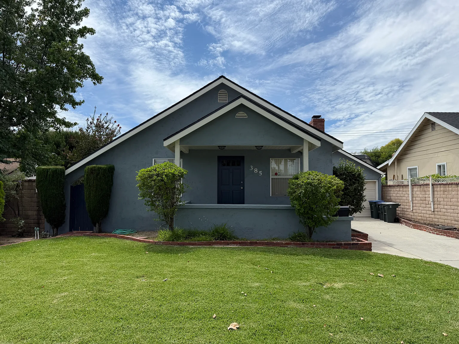 3 bed, 1355 sqft, $4,750 — Photo 1