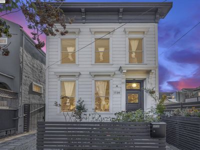 (Undisclosed Address), Oakland, CA, 94607