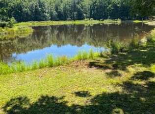 141 Wild Meadow Dr, Milford, PA 18337