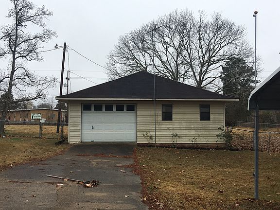 3rd image of 10445 Manchester Ct