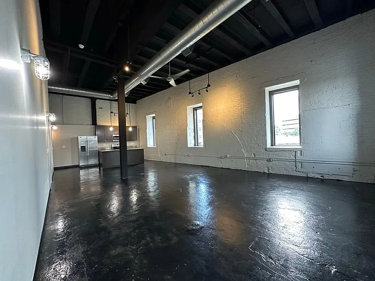 520 Seneca St — Photo 20