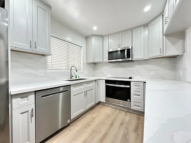 3 bed, 1322 sqft, $4,300 — Photo 4