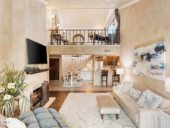 5th image of 5325 Newcastle Ave Unit 309