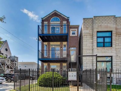 4244 S Langley Ave, Chicago, IL, 60653