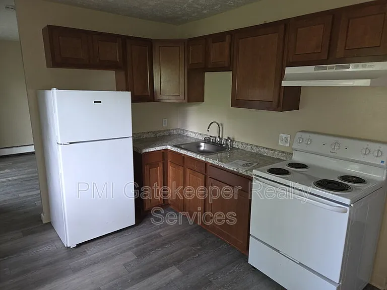 2459 Montana Ave #4 — Photo 8
