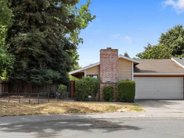2841 Aquino Dr, Sacramento, CA 95833