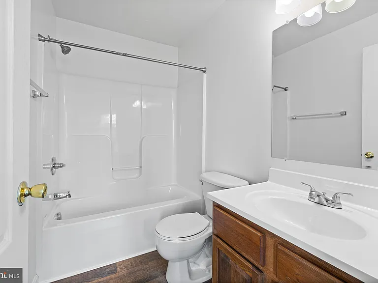 22 Shady Tree Ct — Photo 17