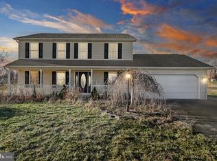 2804 Myers Rd, Seven Valleys, PA 17360