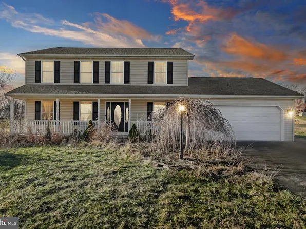 2804 Myers Rd, Seven Valleys, PA 17360