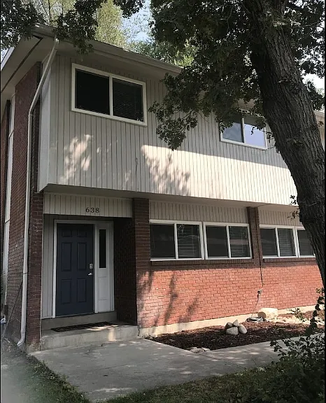 638 W 1975 N — Photo 1