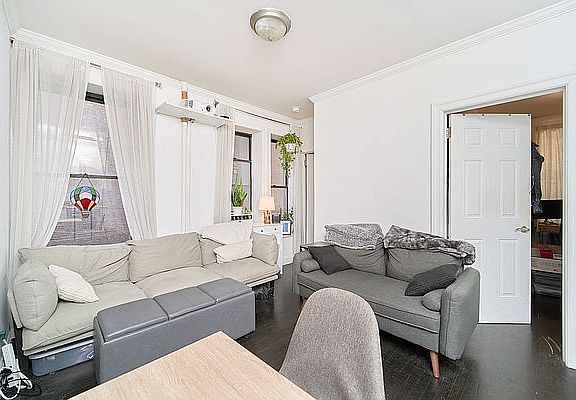 4th image of 508 E 12th St APT 21