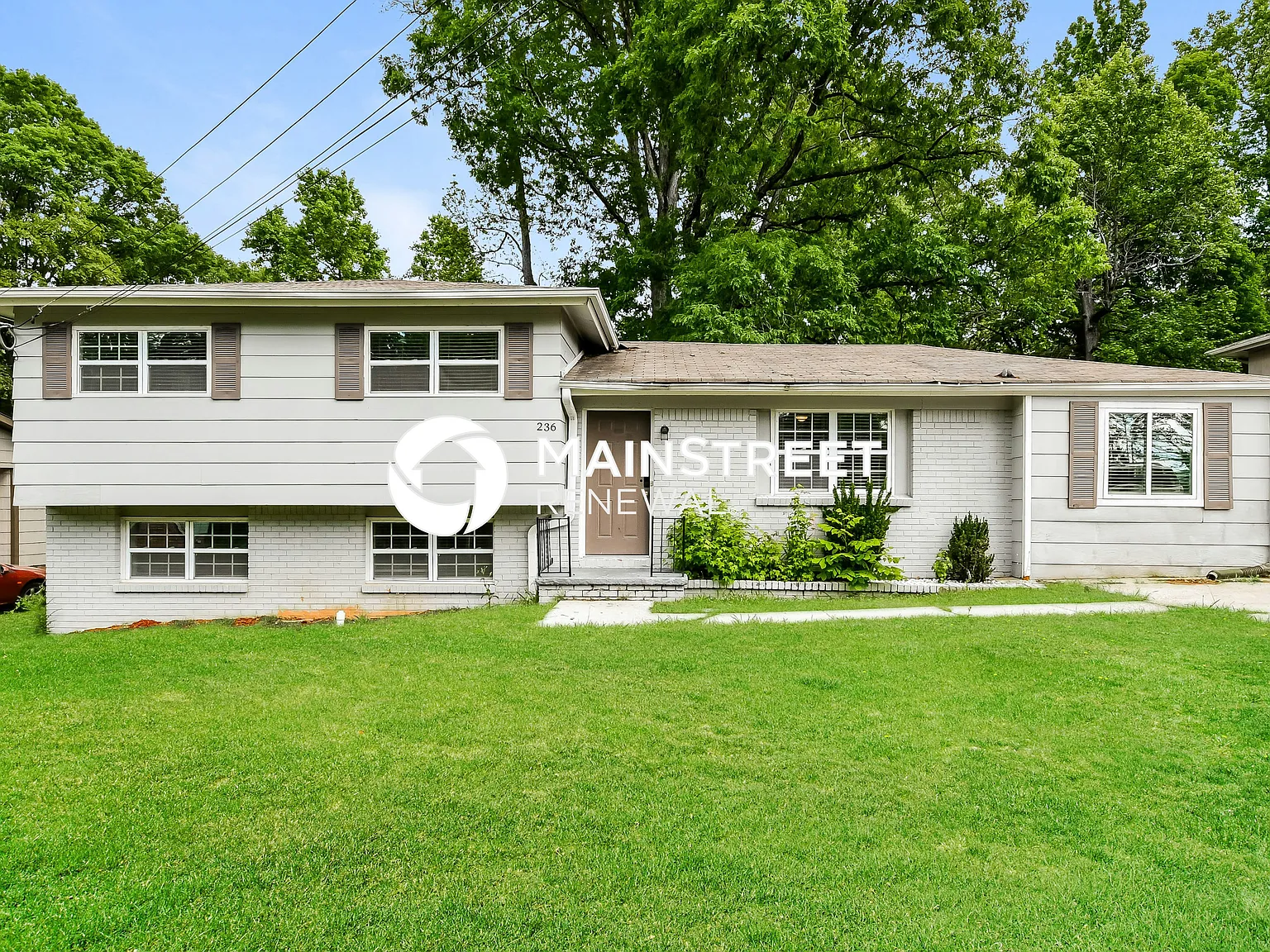 236 E Haven Dr — Photo 1