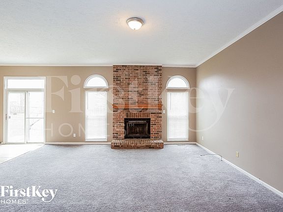 3rd image of 515 Palmyra Dr