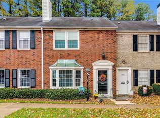 354 Hanover Arms Ct, Winston Salem, NC 27104