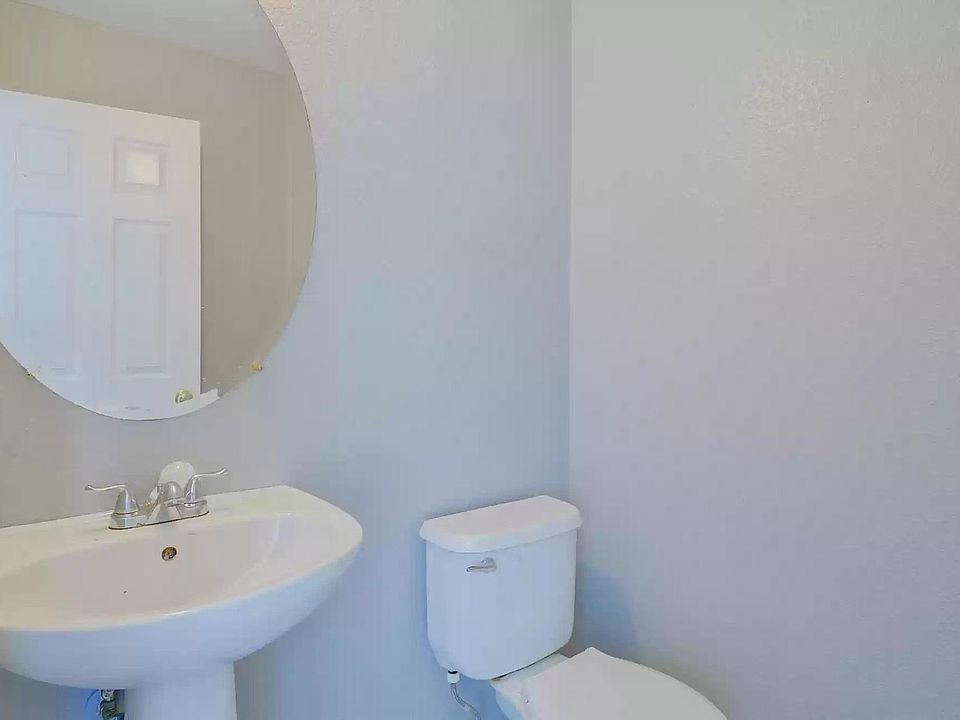 1st image of 4650 SE Olivewood St