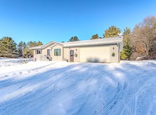 W4490 Henrich Rd, Tomahawk, WI 54487