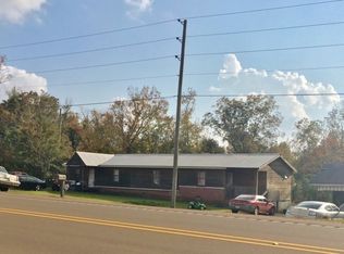 199 N Murphree St, Pittsboro, MS 38951