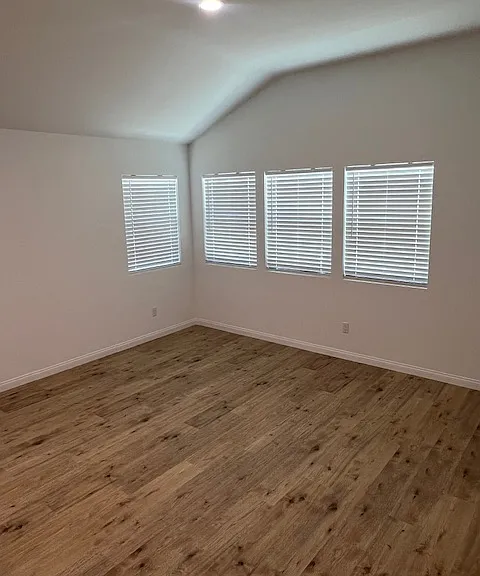 160 W Orange St — Photo 9