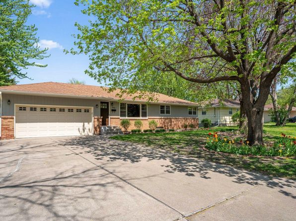 2801 32nd Ave NE, Saint Anthony, MN 55418