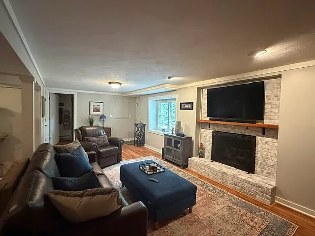 2713 Farmington Pl — Photo 42
