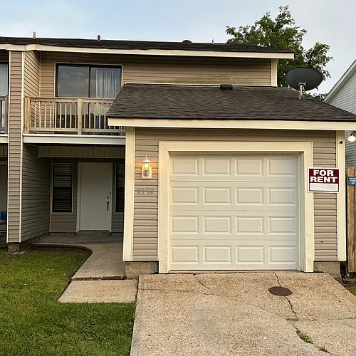 2772 Mount Laurel Dr Photo 1