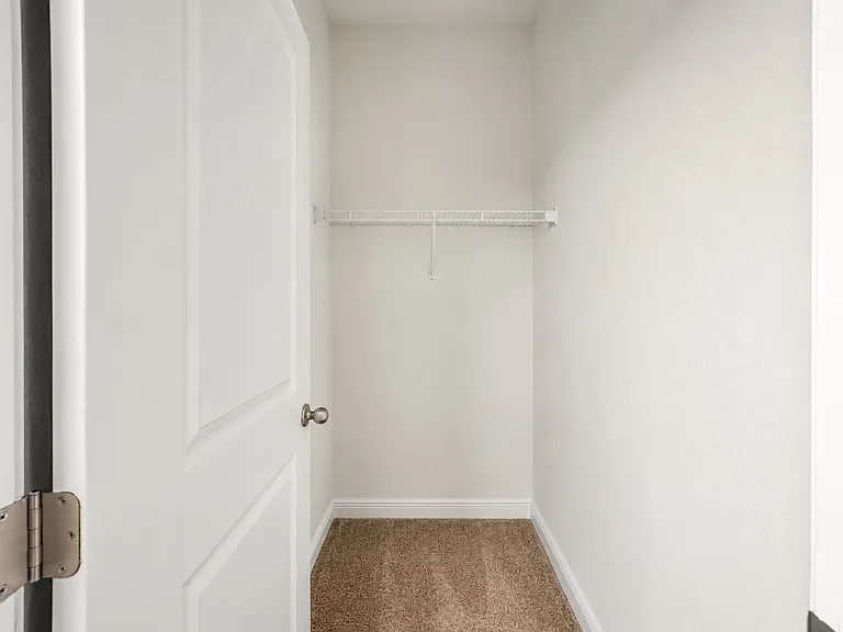 2244 Axel St — Photo 9
