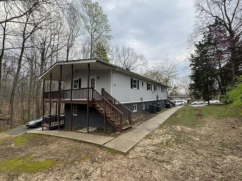 1 bed, 1.0 bath, $1,095 — Photo 4