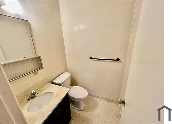 2 bed, 800 sqft, $2,895 — Photo 4