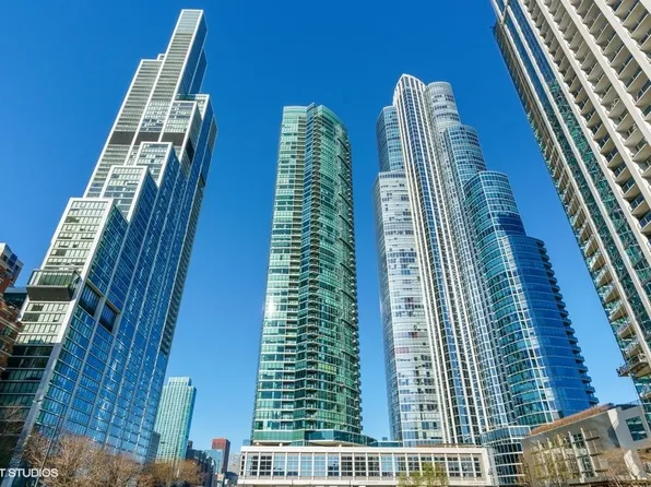 1201 S Prairie Ave, Chicago, IL