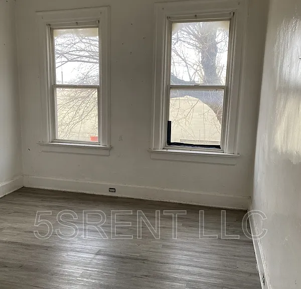 1048 Marshall Ave #5 — Photo 10