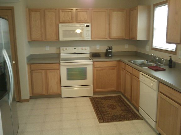 4th image of 7532 Daisy Ln