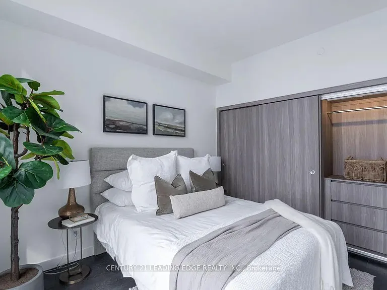38 Widmer St #1009 — Photo 5