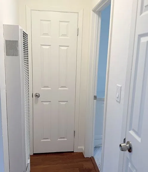 418 Roosevelt Ave #6 — Photo 2