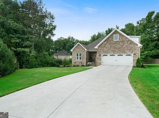 1915 Tara Pl, Dalton, GA 30720