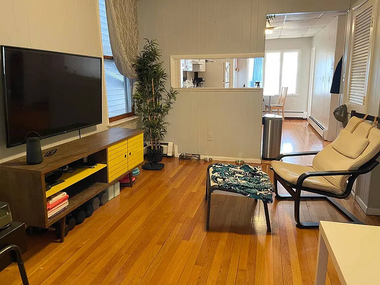 249 Webster St #2 — Photo 3