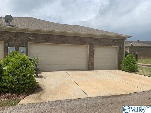 3rd image of 29 Atherton Cir SW
