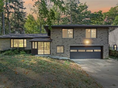 6208 Dora Blvd, Independence, OH, 44131
