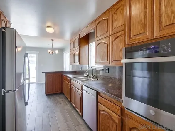 7568 Ohio Pl, La Mesa, CA 91942