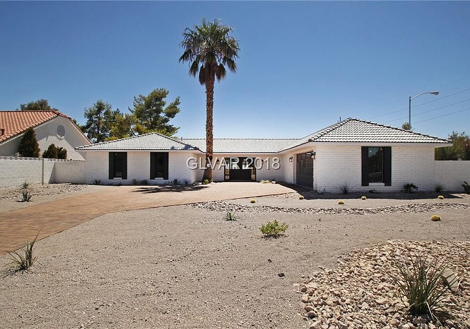 1st image of 4233 E Hacienda Ave