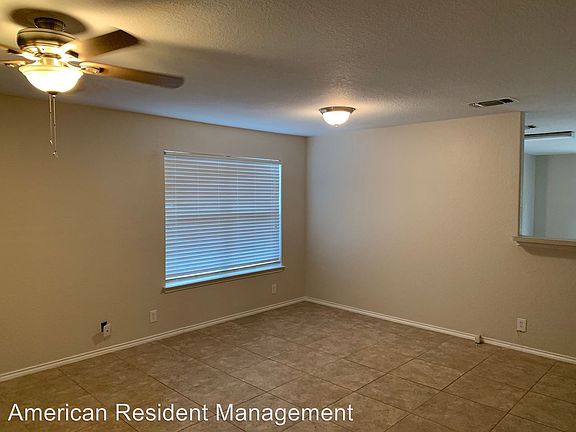 3rd image of 10118 Cedarcliff