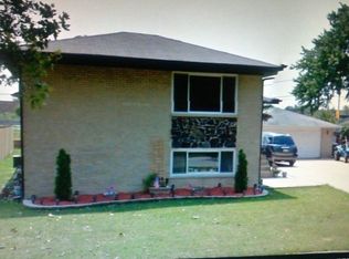 4247 Barry Ln, Oak Forest, IL