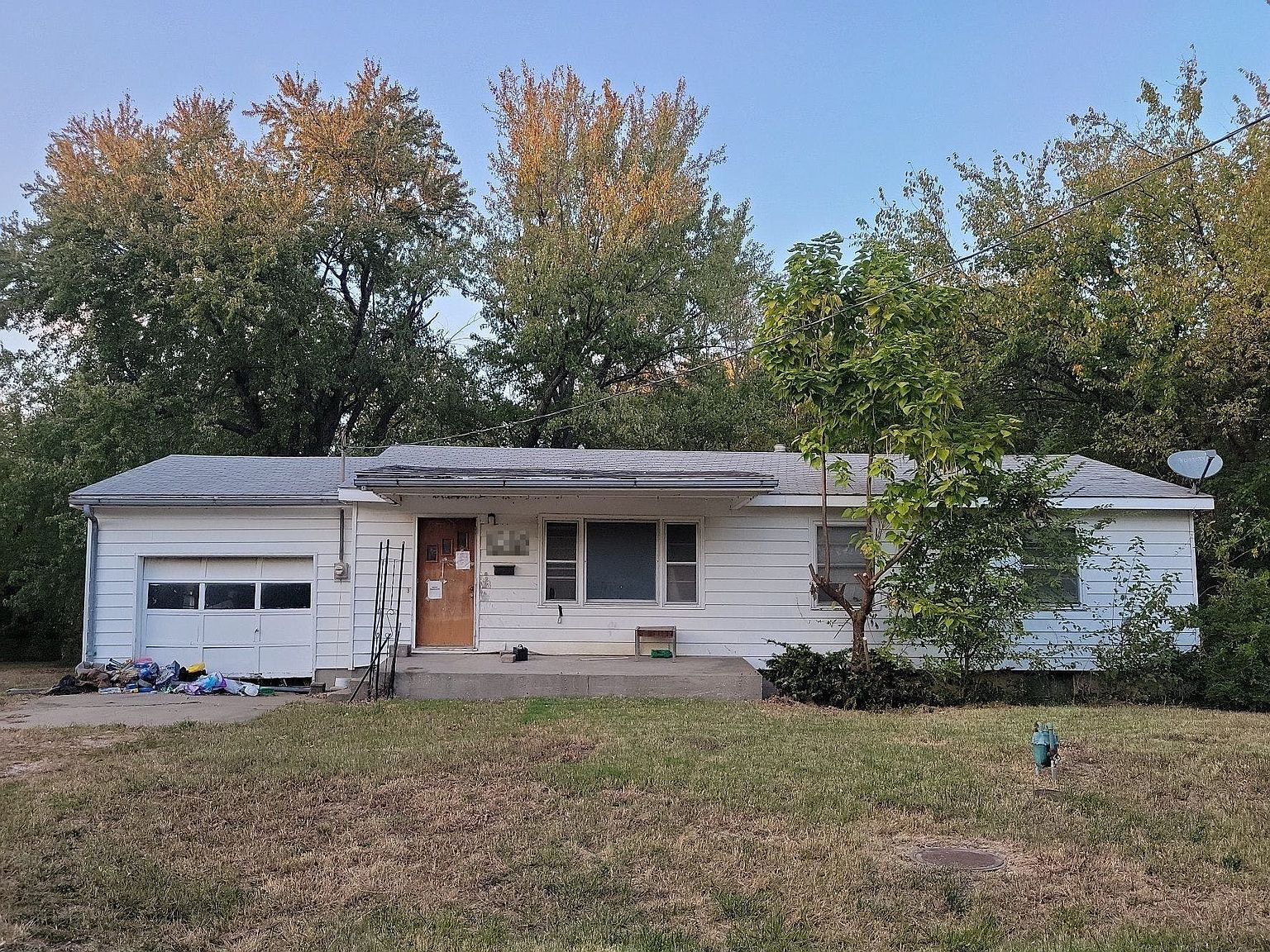 629 E 1st Ave, KS 66032 Zillow