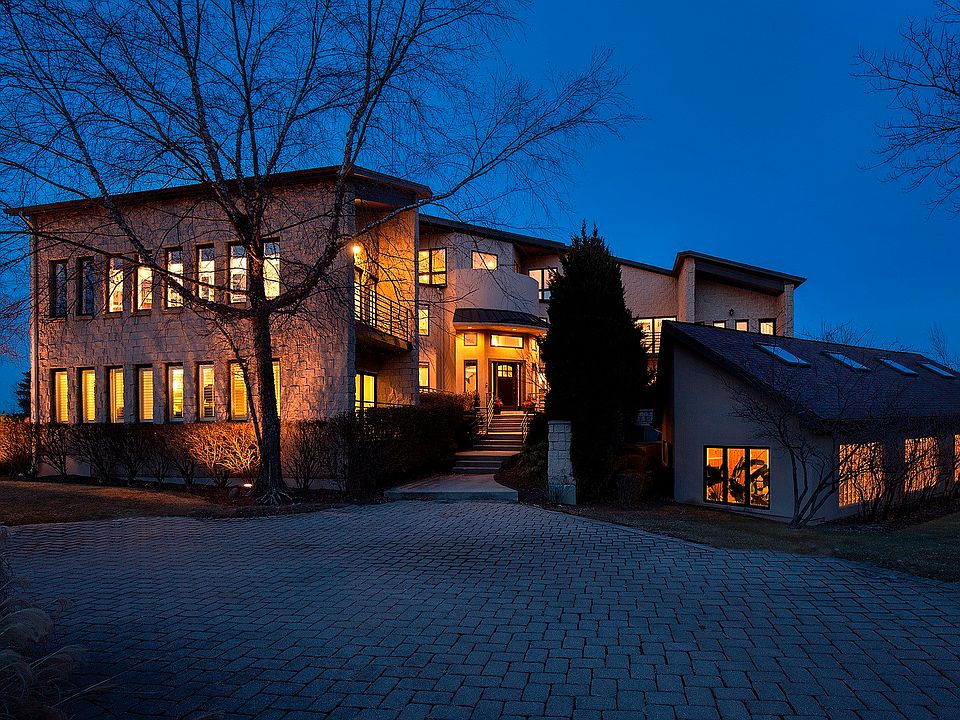 1st image of 1005 Oakhurst Ln