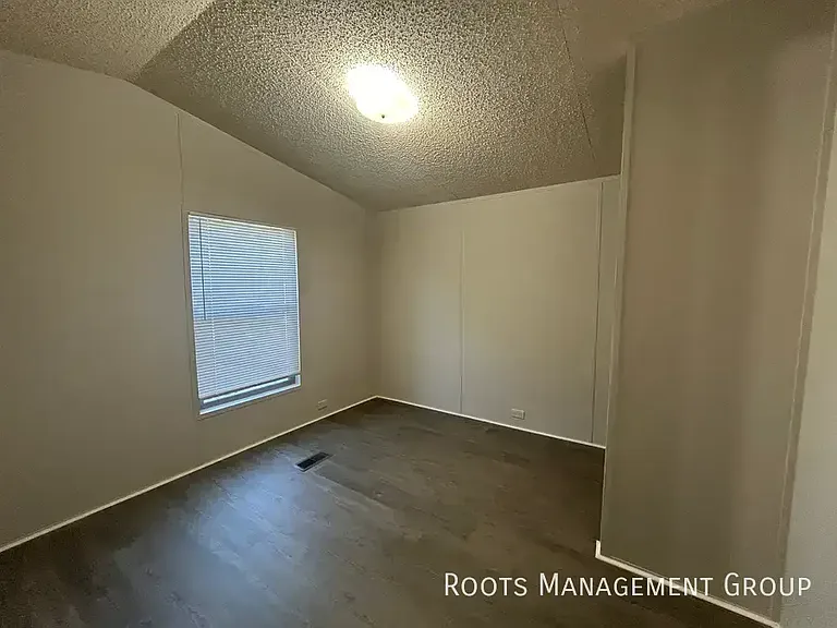 272 Emerson Bypass Rd #C22 — Photo 7